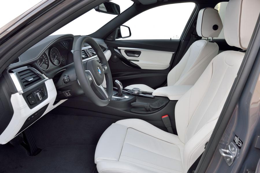  BMW 340i M Sport 2015 года  (фото 13 из 27)